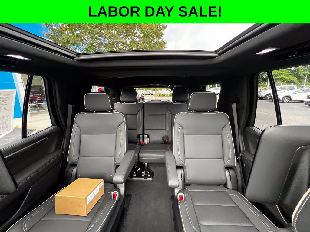 Used 2025 Chevrolet Tahoe Premier AWD/4WD image 21