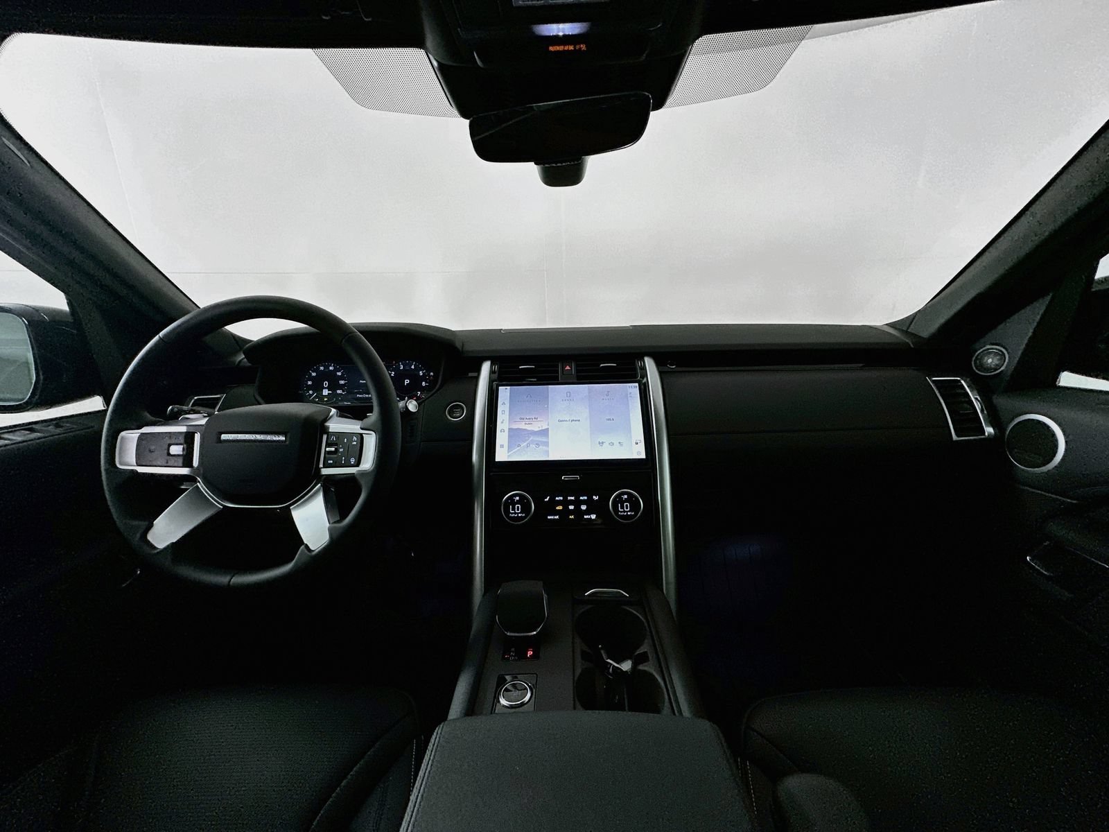 New 2026 Land Rover Discovery S AWD/4WD image 14