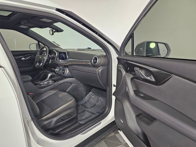 Used 2019 Chevrolet Blazer Premier w/ Sun and Wheels Package image 13