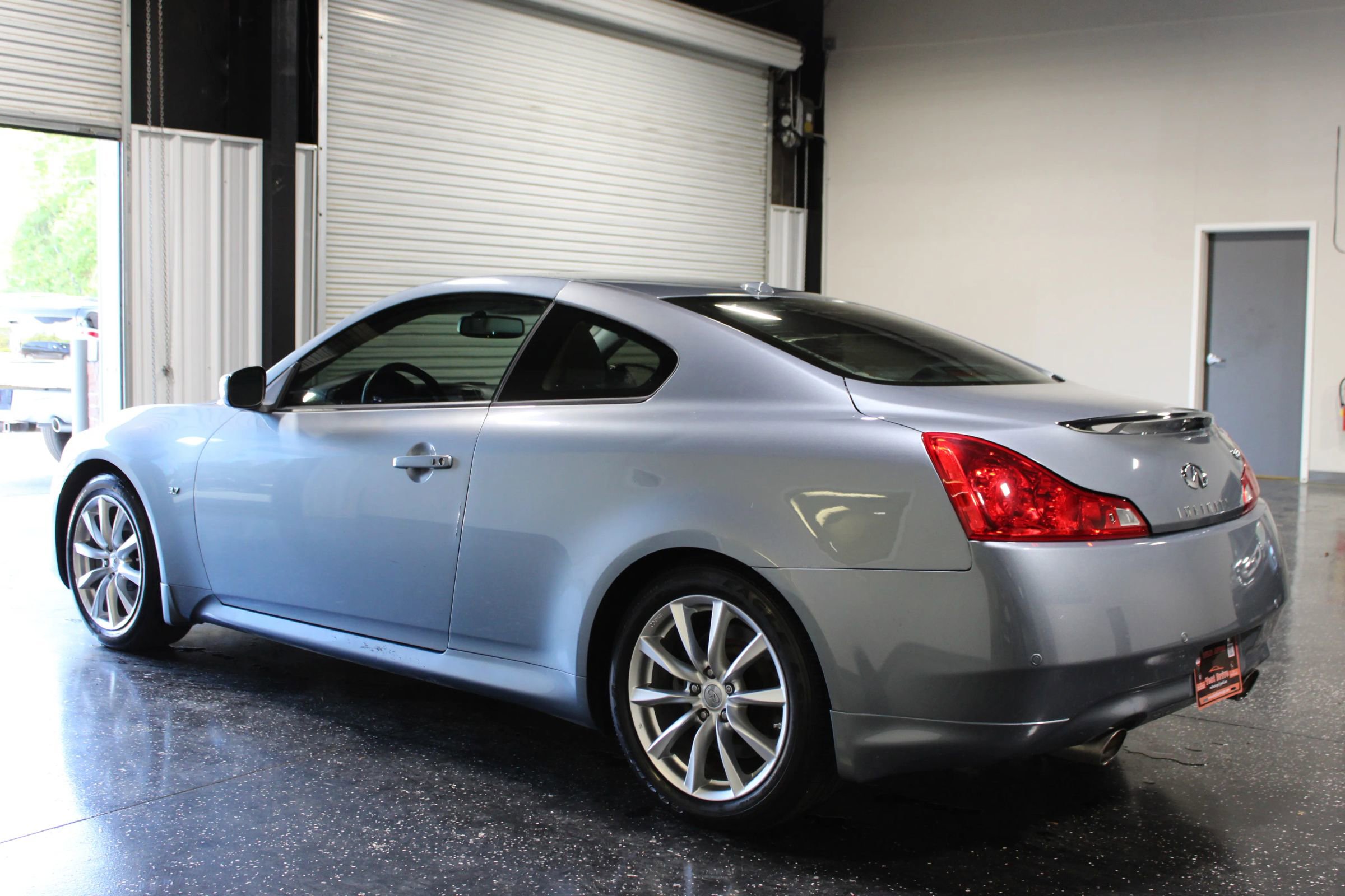 Used 2015 INFINITI Q60 Journey w/ Premium Package RWD image 5