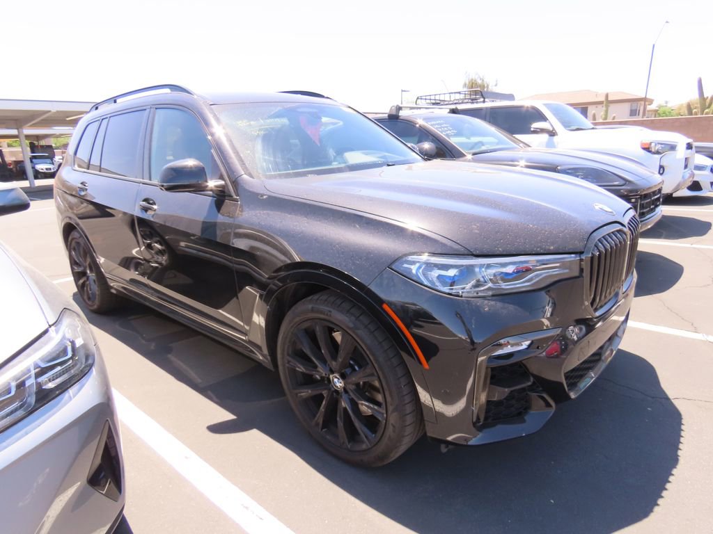 Used 2021 BMW X7 M50i w/ Dynamic Handling Package AWD/4WD image 2