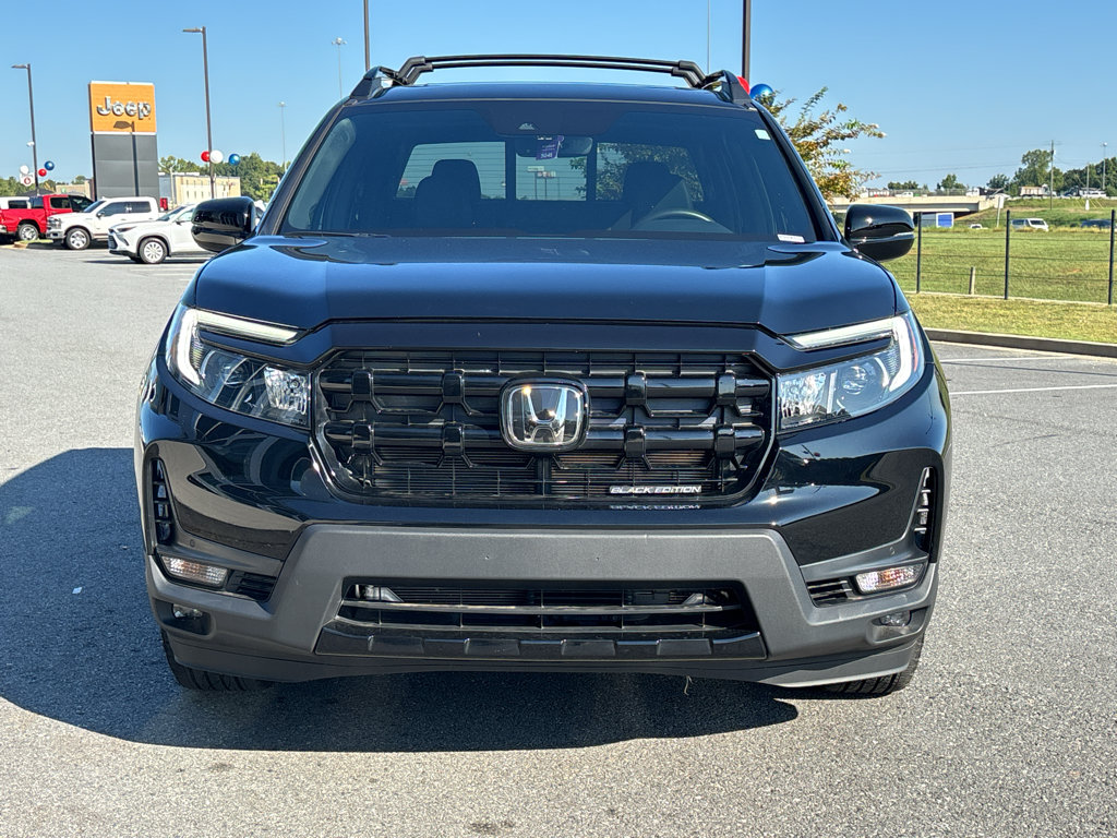 Used 2025 Honda Ridgeline Black Edition image 2