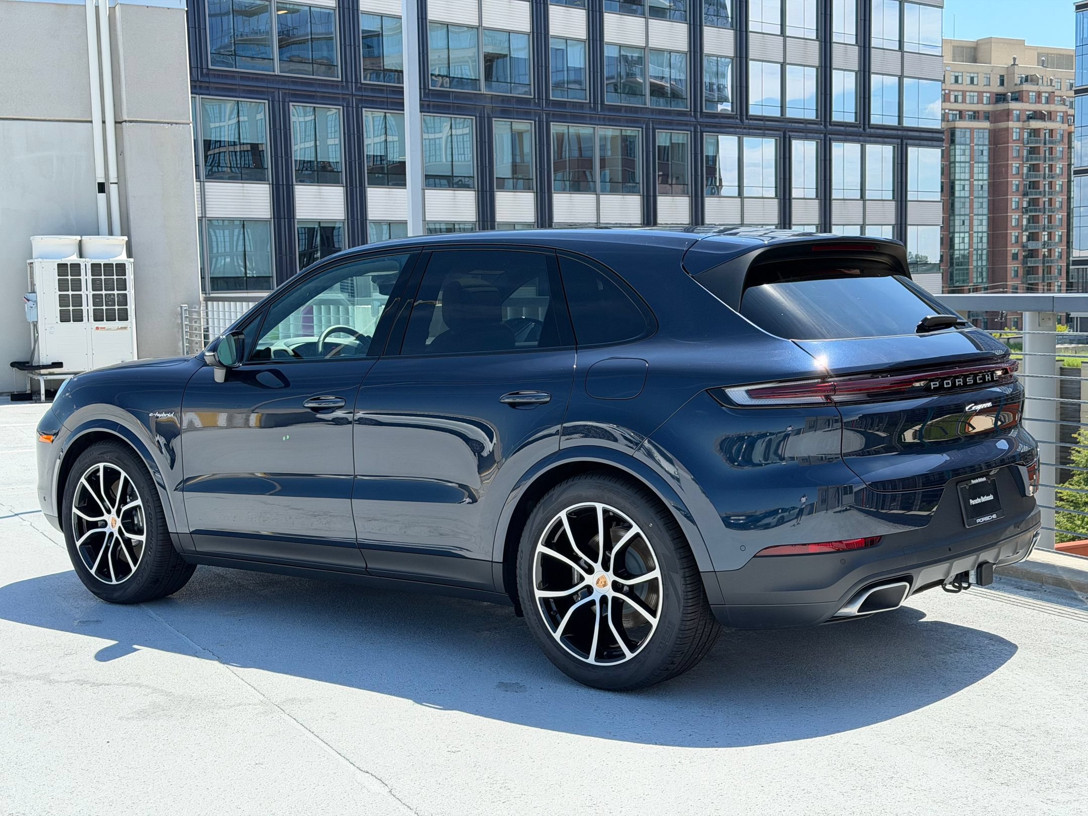 New 2026 Porsche Cayenne E-Hybrid AWD/4WD image 3