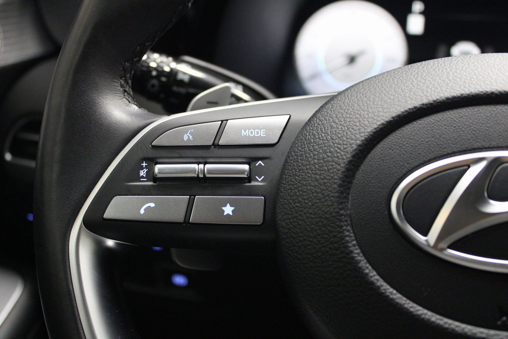 Used 2023 Hyundai Palisade Limited w/ Cargo Package image 46