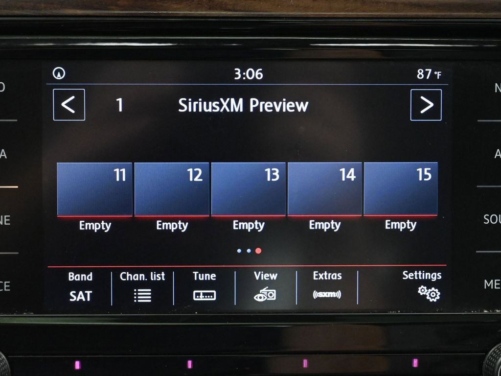 Used 2020 Volkswagen Passat 2.0T SEL image 30