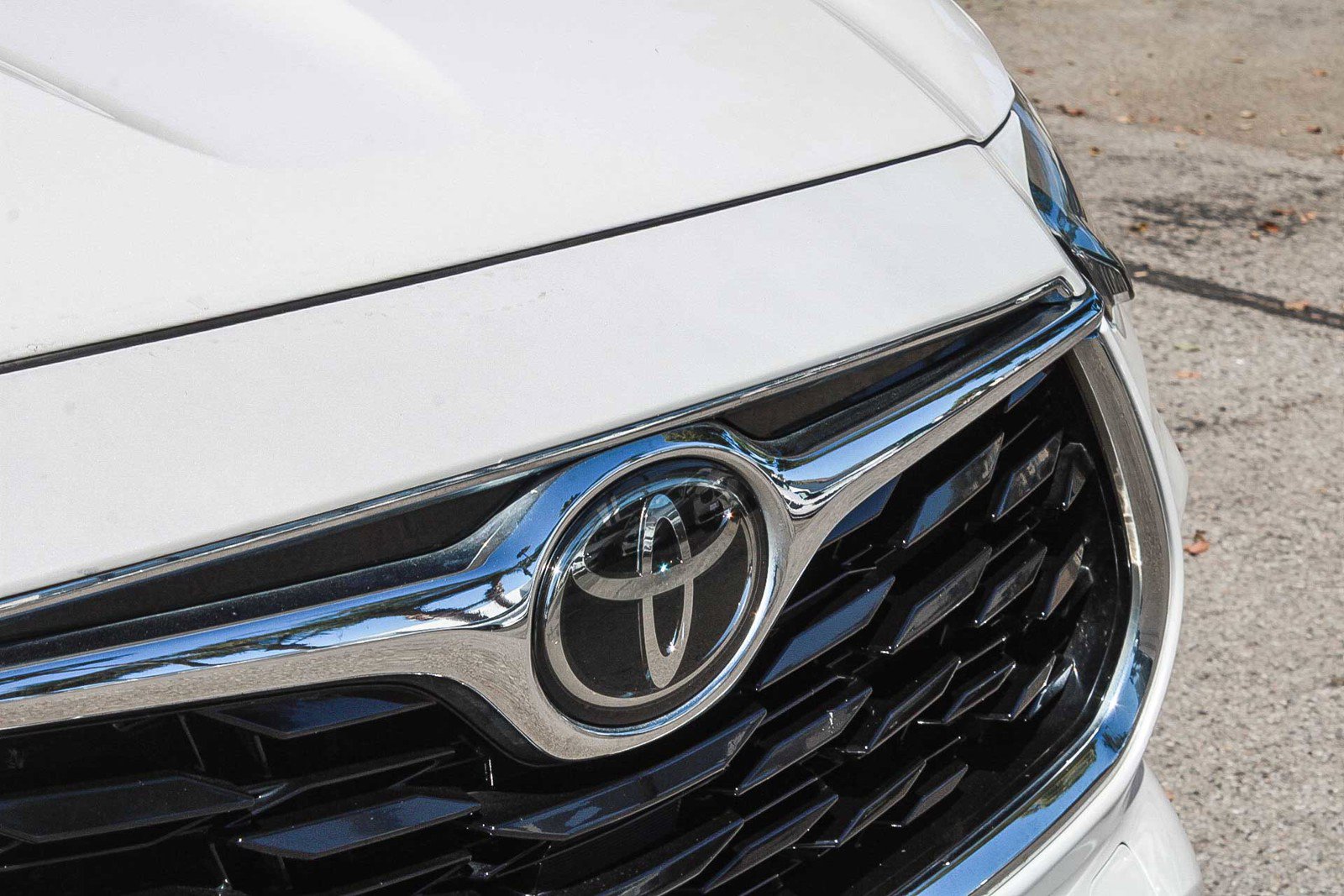 Used 2021 Toyota Highlander Limited FWD image 9