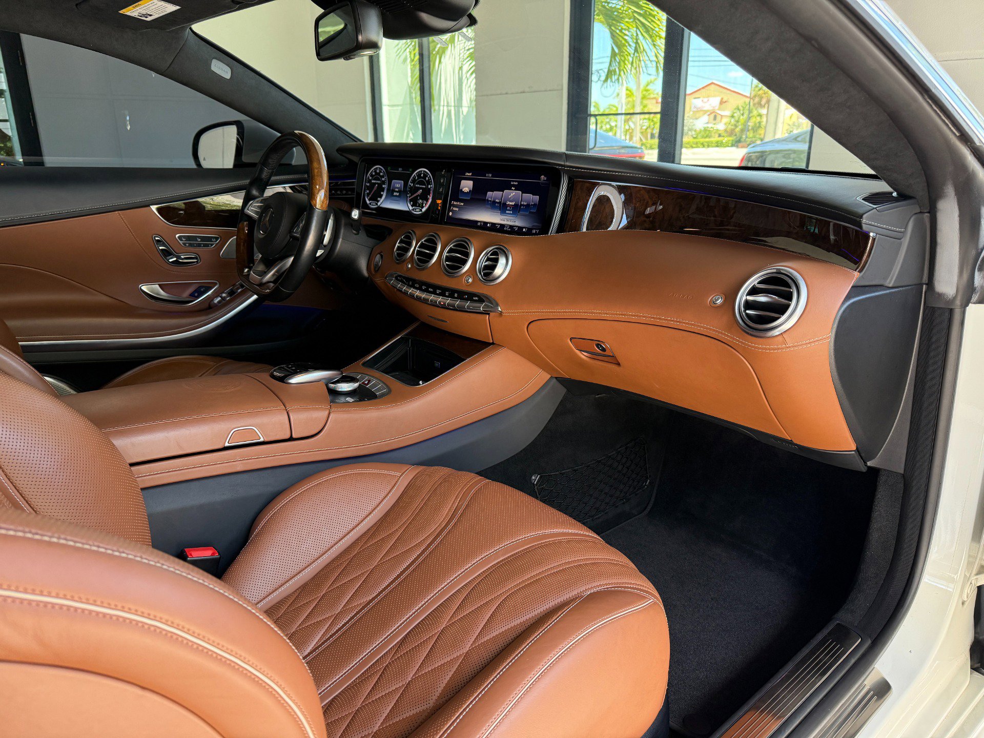 Used 2015 Mercedes-Benz S 63 AMG 4MATIC Coupe image 31