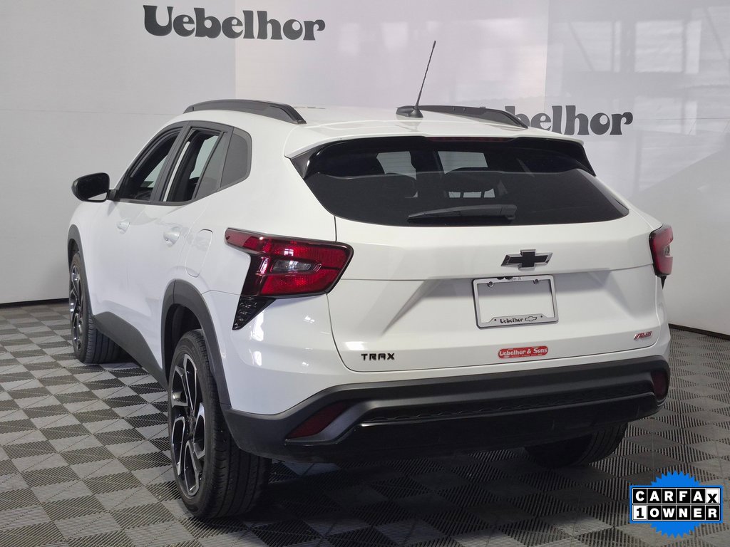 Certified 2024 Chevrolet Trax RS image 5
