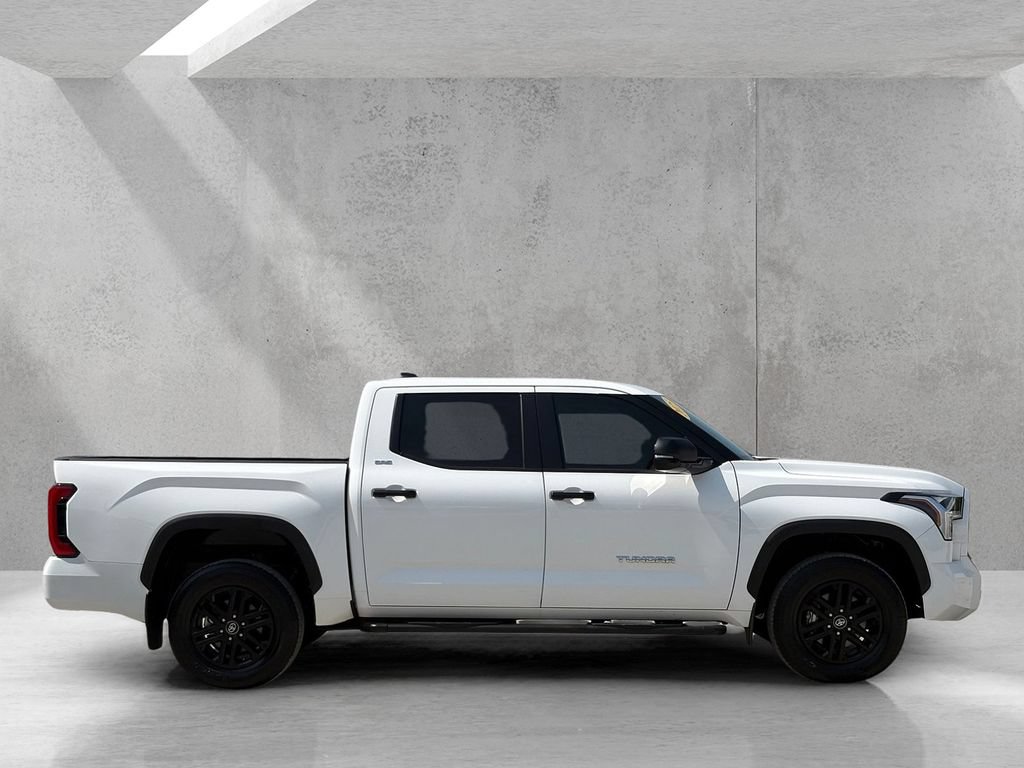Used 2025 Toyota Tundra SR5 w/ SR5 Convenience Package AWD/4WD image 4