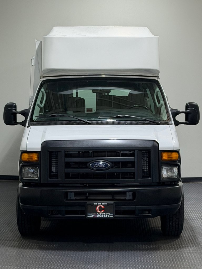Used 2013 Ford E-350 and Econoline 350 Extended Super Duty RWD image 3