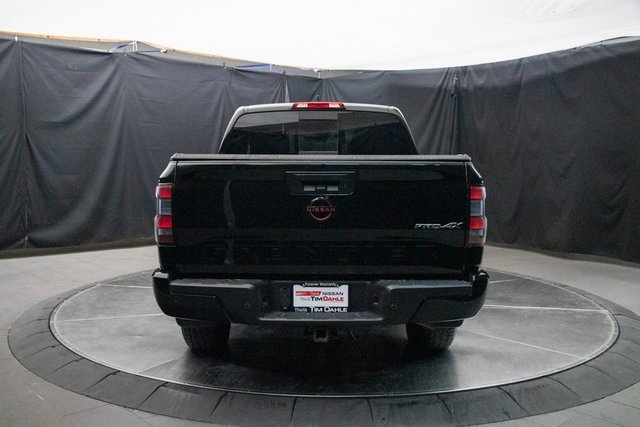 Used 2023 Nissan Frontier PRO-4X image 11