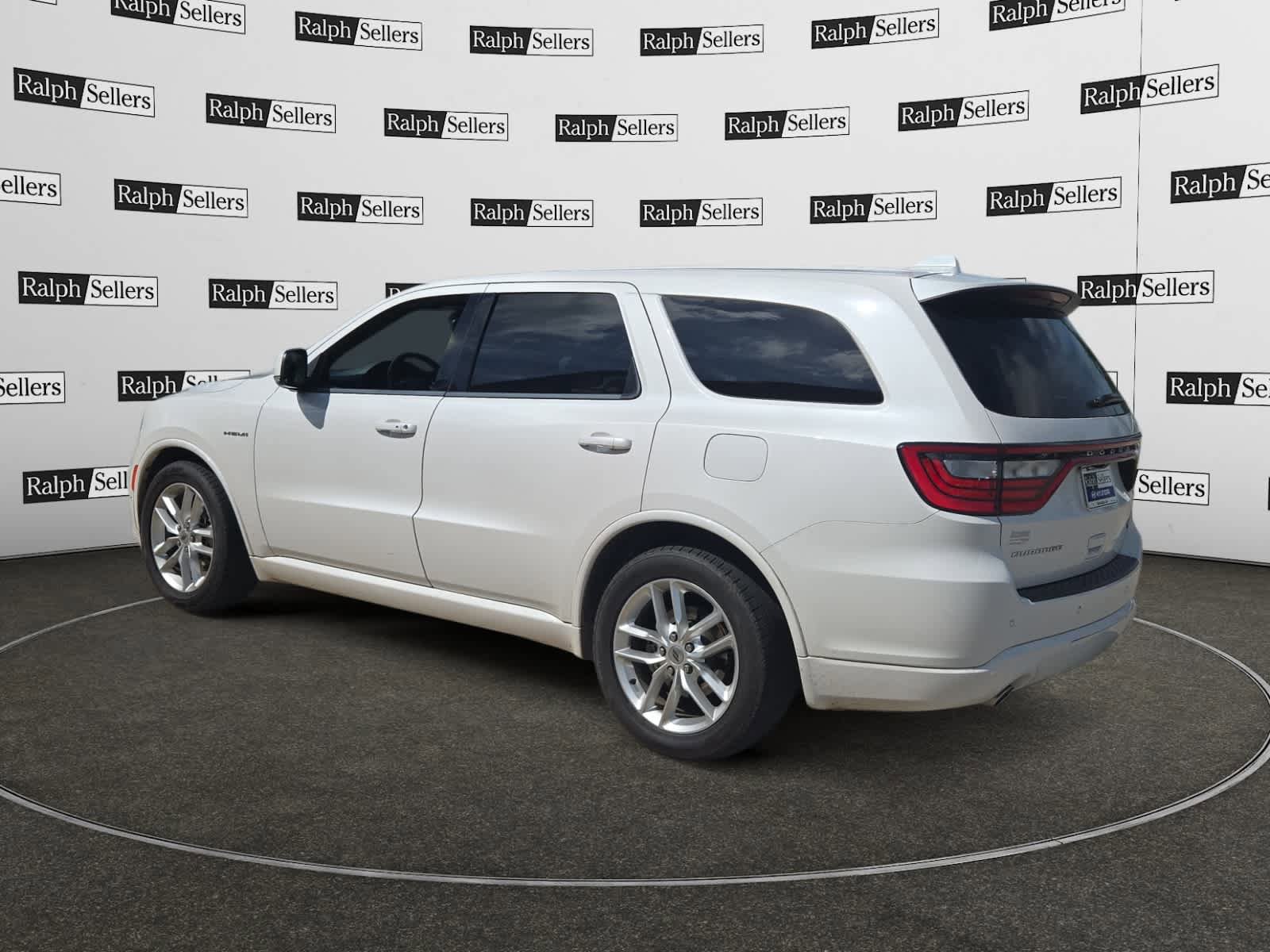 Used 2021 Dodge Durango R/T RWD image 4