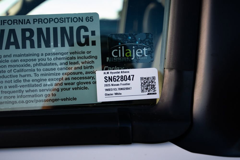 Used 2025 Nissan Frontier S w/ S Utility Package image 21