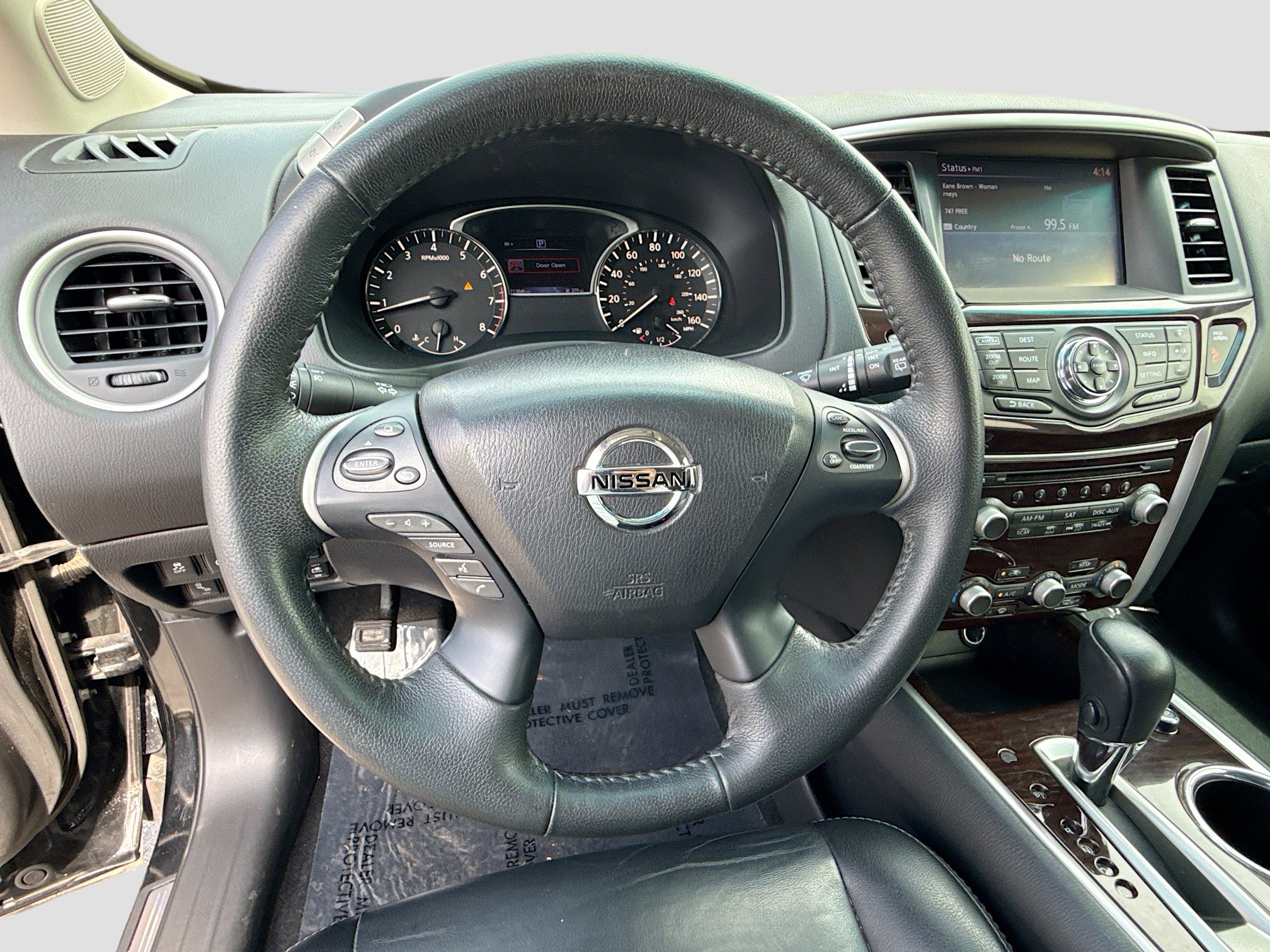 Used 2016 Nissan Pathfinder Platinum FWD image 41
