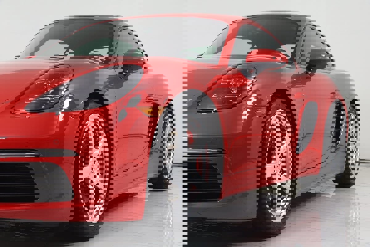 Used 2023 Porsche 718 Cayman S w/ Sport Chrono Package image 99