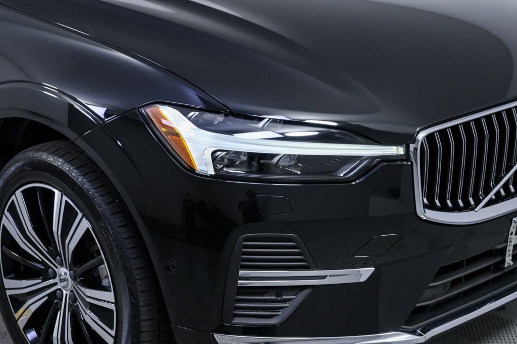 Certified 2023 Volvo XC60 B5 Plus w/ Climate Package image 38