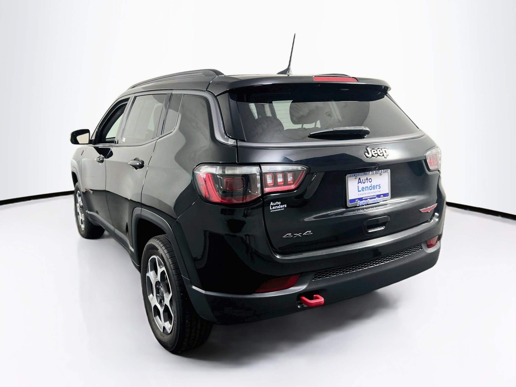 Used 2022 Jeep Compass Trailhawk w/ Trailhawk Convenience Group AWD/4WD image 7