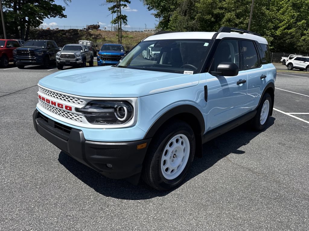 Used 2025 Ford Bronco Sport Heritage w/ Convenience Package AWD/4WD image 3