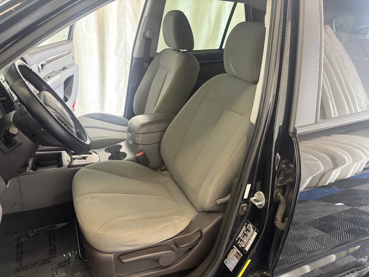 Used 2011 Hyundai Santa Fe GLS AWD/4WD image 18