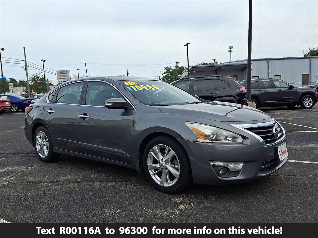 Used 2015 Nissan Altima 2.5 SL w/ Technology Package
