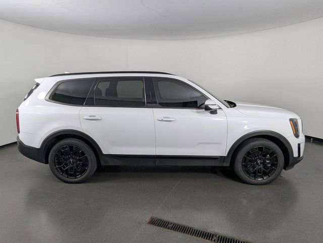 Used 2022 Kia Telluride EX w/ EX Premium Package AWD/4WD image 6