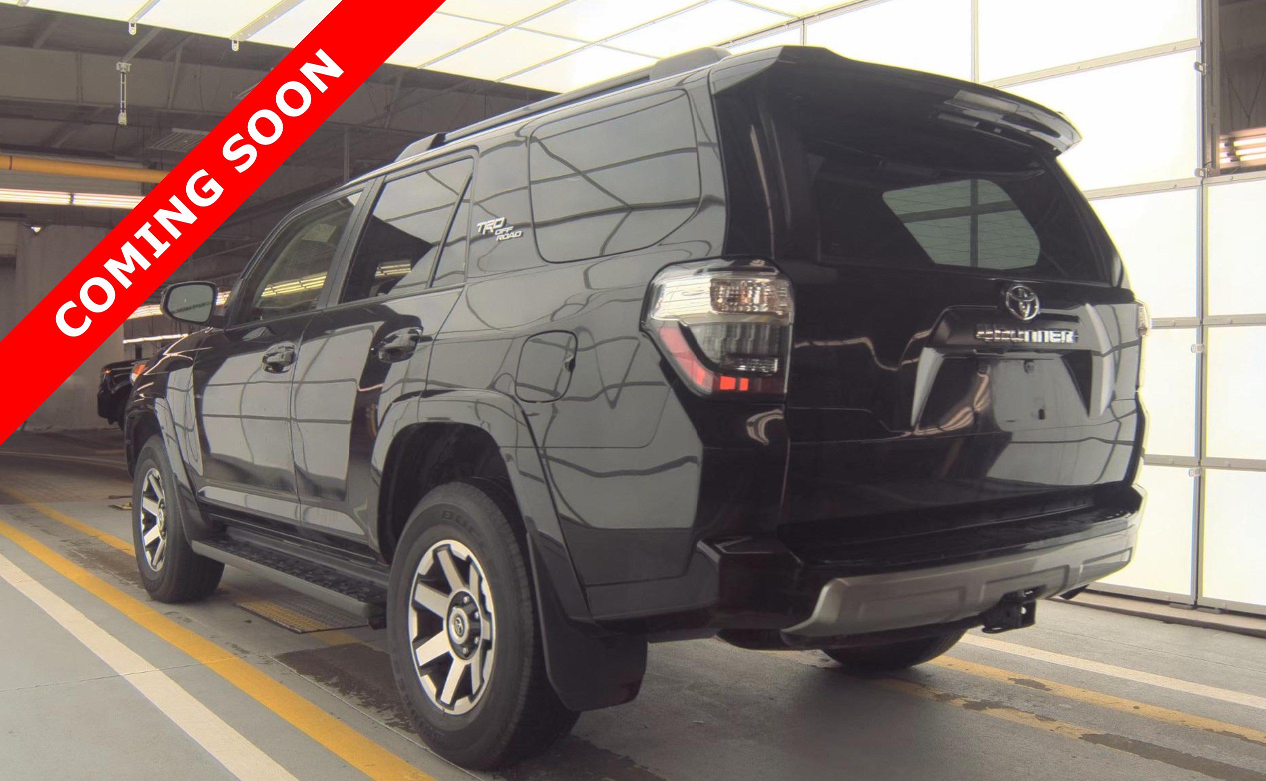 Used 2023 Toyota 4Runner TRD Off-Road AWD/4WD image 3