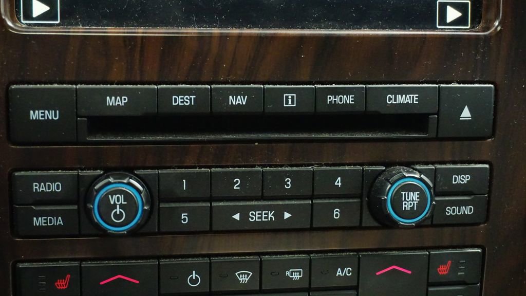 Used 2010 Ford F150 Platinum image 27