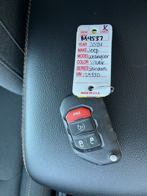 Used 2024 Jeep Wrangler Sahara image 42
