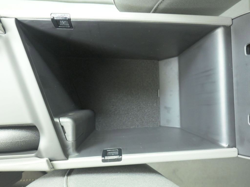 Certified 2025 Hyundai Elantra Sport FWD image 33