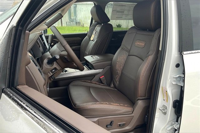 New 2025 RAM 2500 Limited image 13