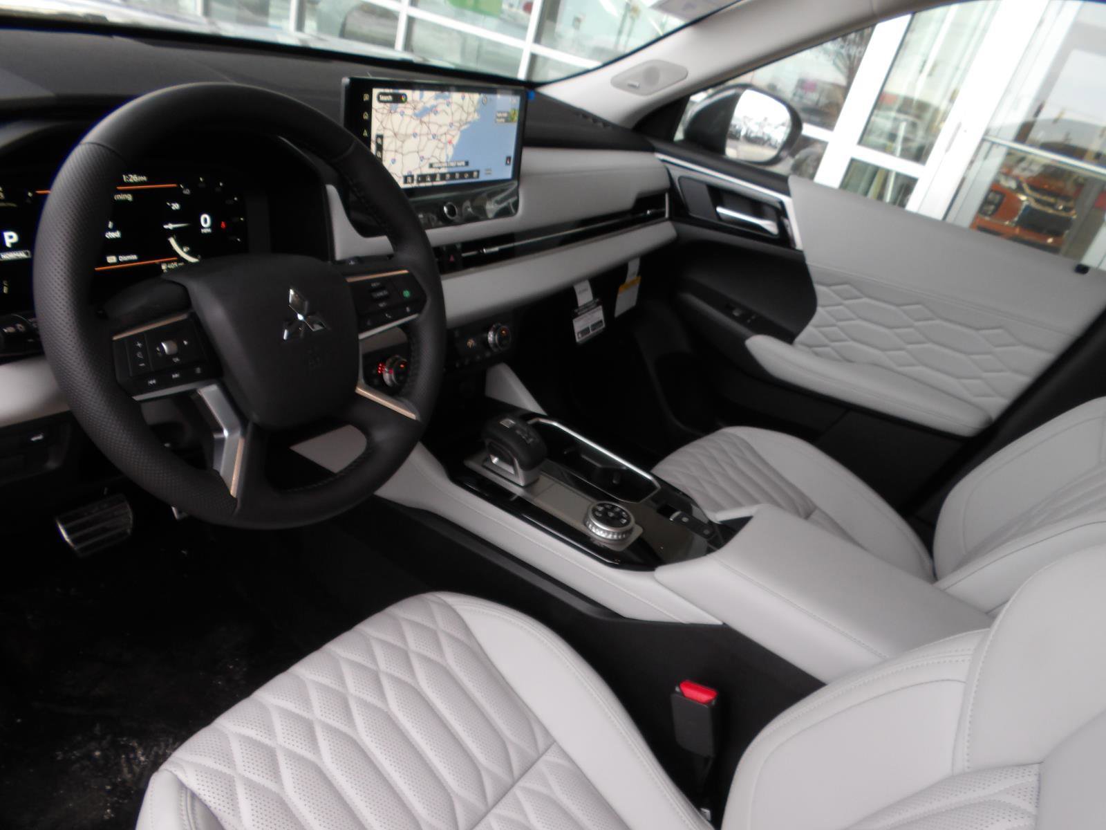 New 2026 Mitsubishi Outlander SEL AWD/4WD image 13