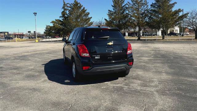 Used 2019 Chevrolet Trax LS image 2