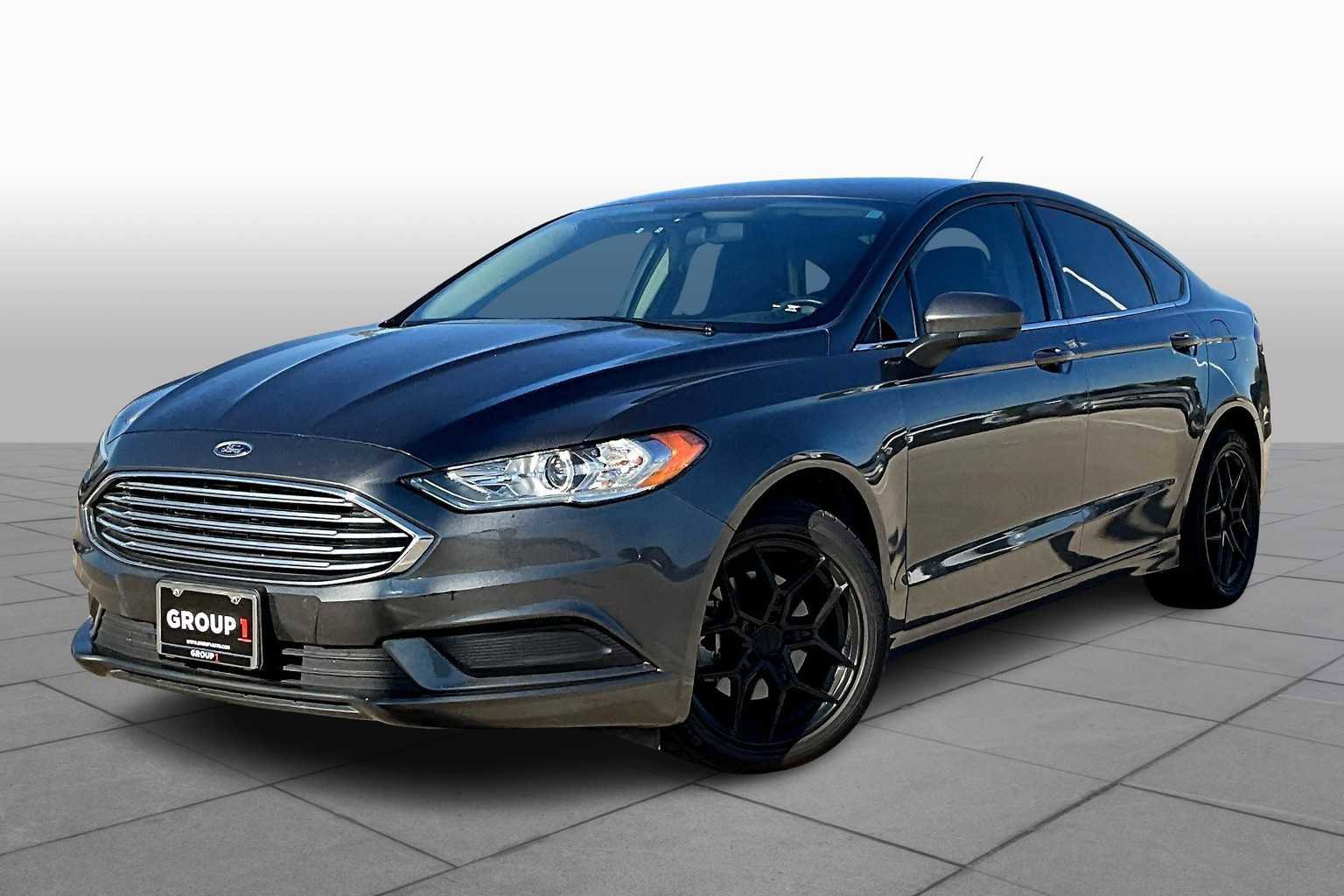 Used 2018 Ford Fusion SE w/ Fusion SE Technology Package