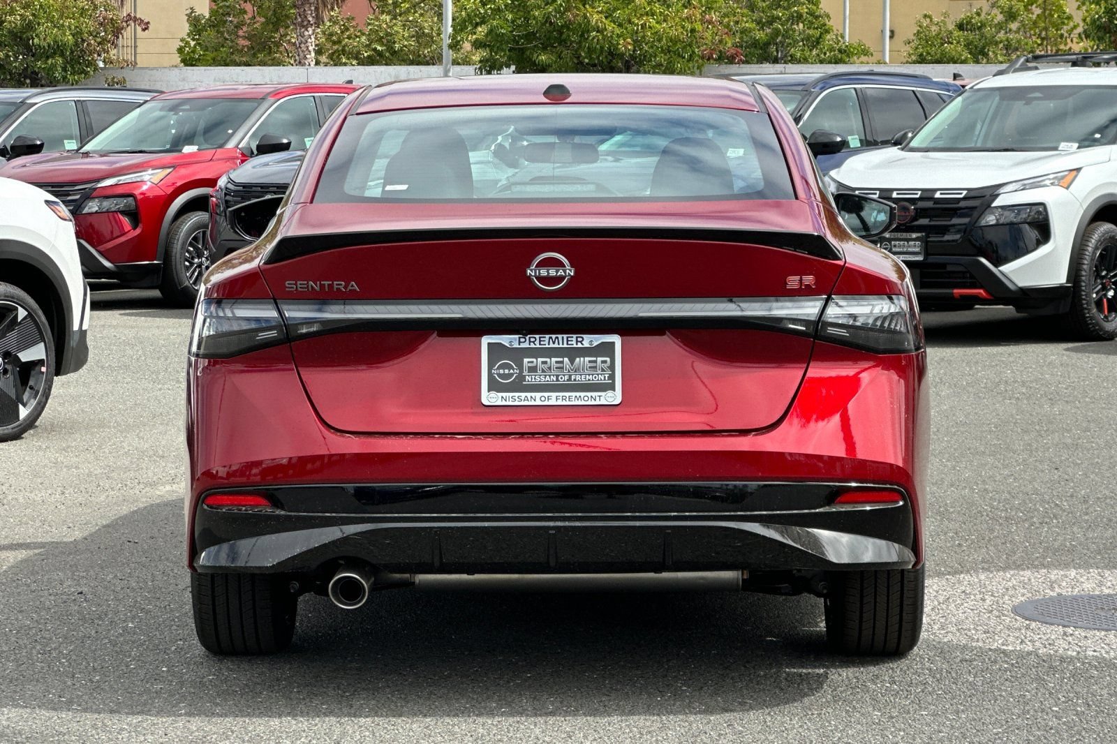 New 2026 Nissan Sentra SR w/ Floor Mat Package FWD image 5