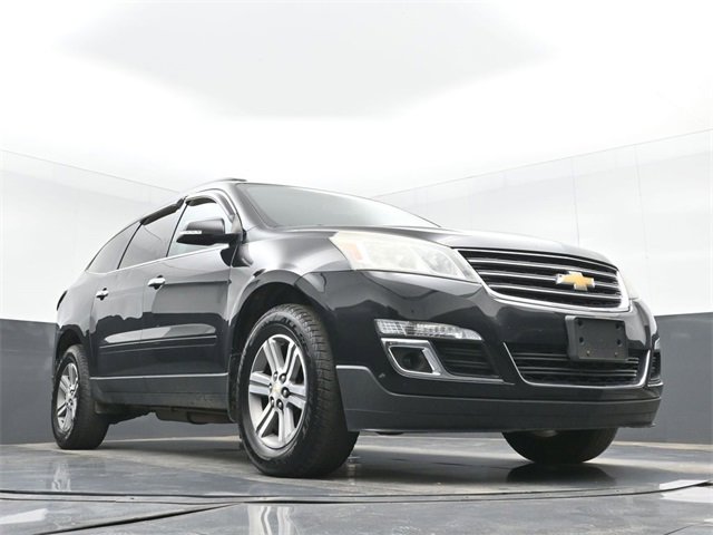 Used 2017 Chevrolet Traverse LT image 42