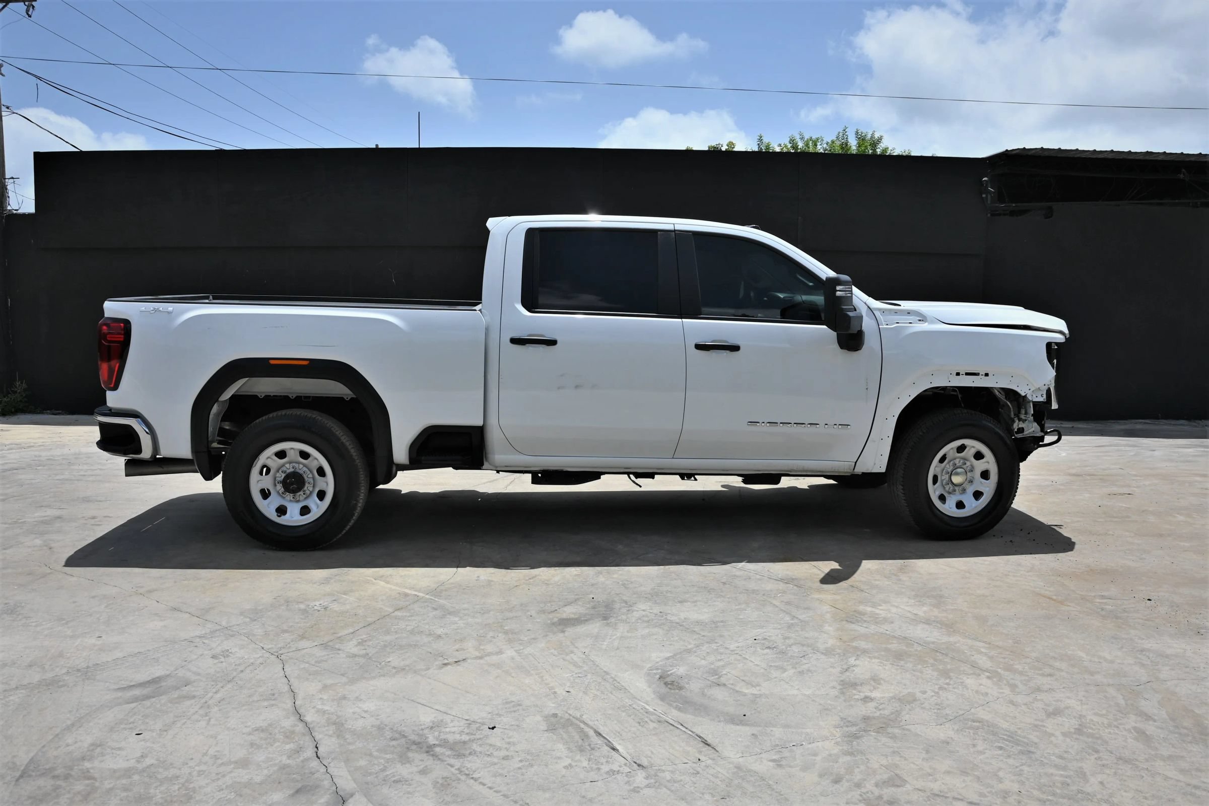 Used 2025 GMC Sierra 2500 Pro w/ Convenience Package AWD/4WD image 6