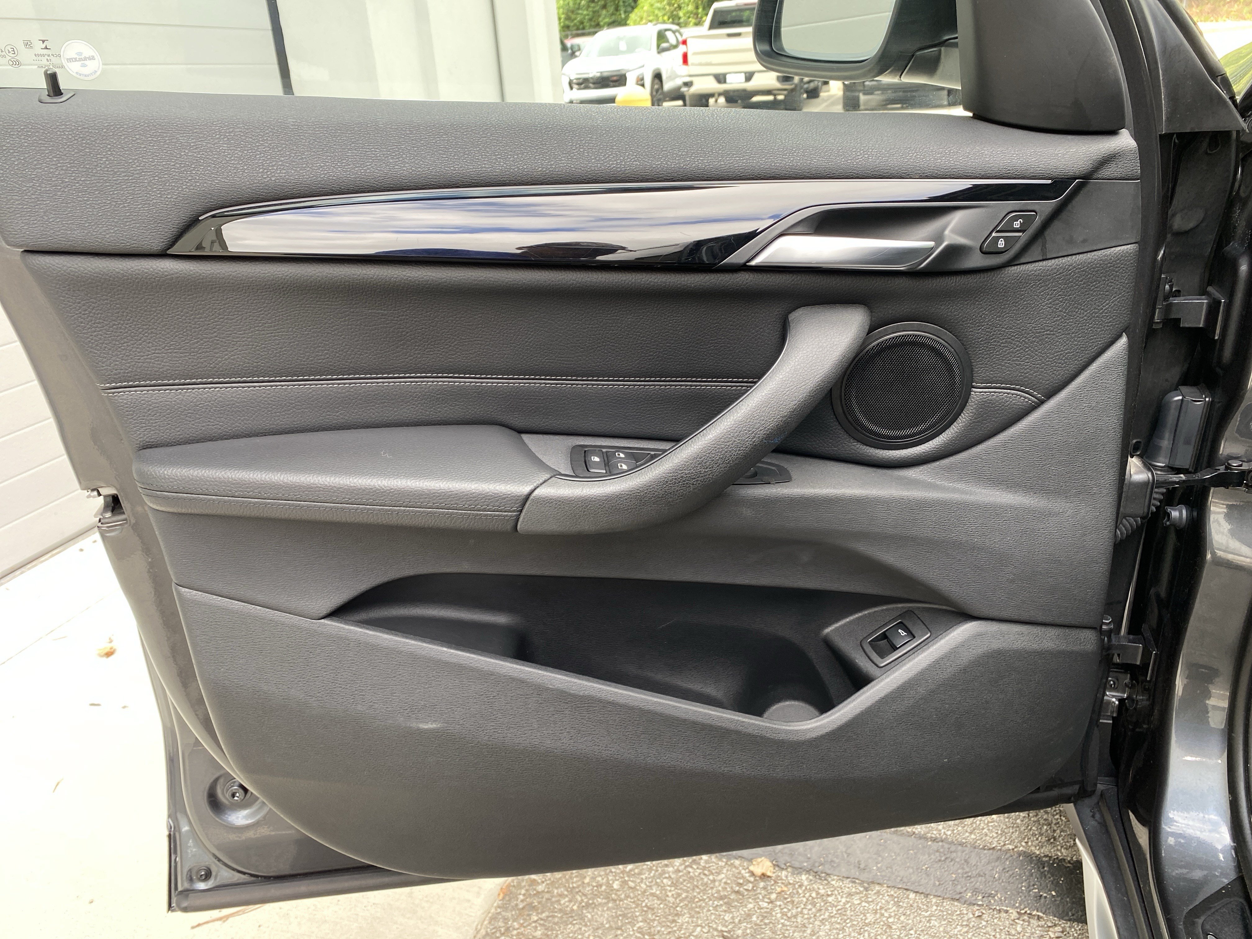 Used 2019 BMW X1 sDrive28i w/ Convenience Package FWD image 15