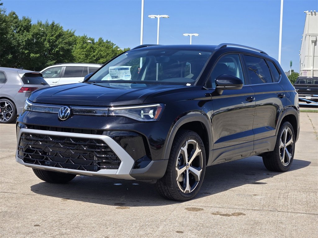 New 2025 Volkswagen Taos SEL image 2