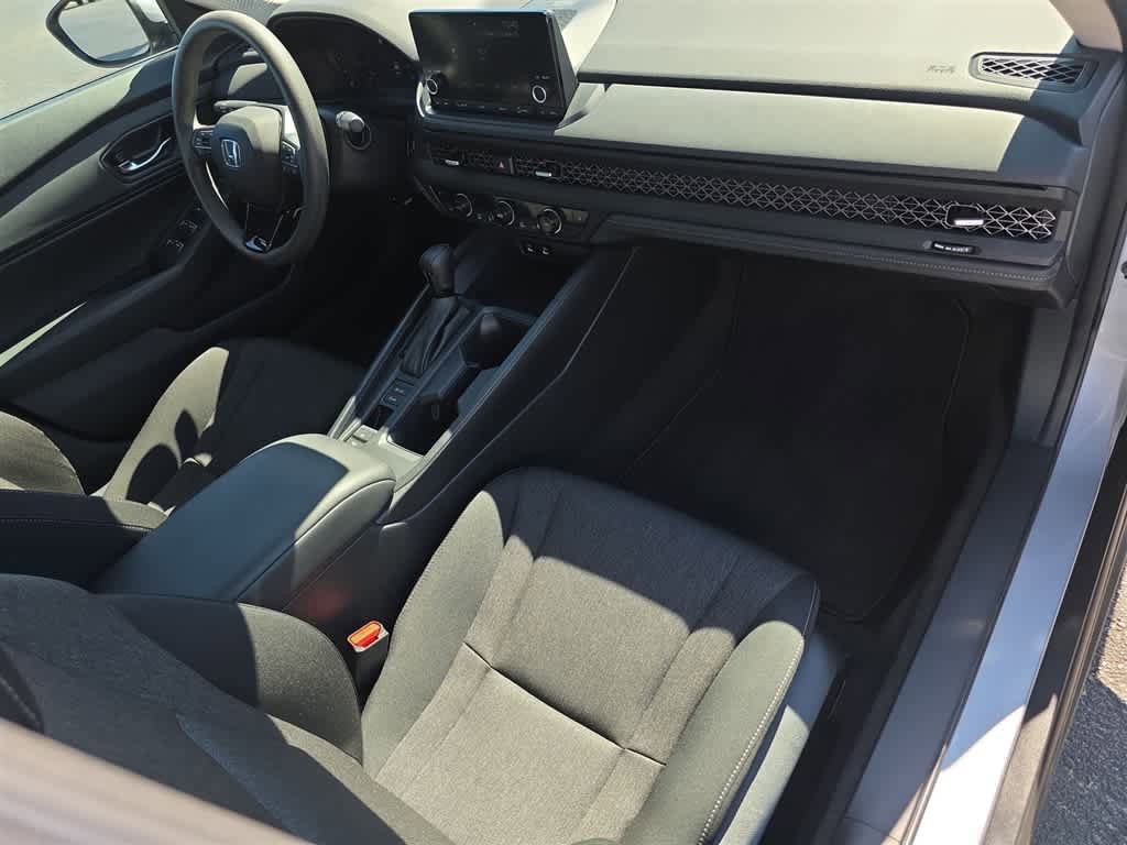 Used 2023 Honda Accord EX image 12