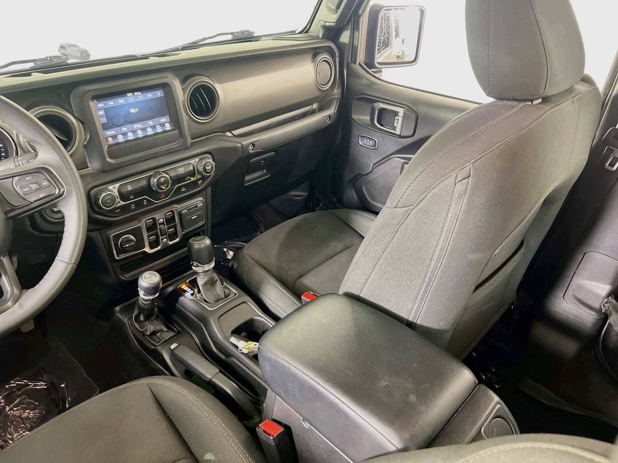 Used 2023 Jeep Gladiator Sport AWD/4WD image 21