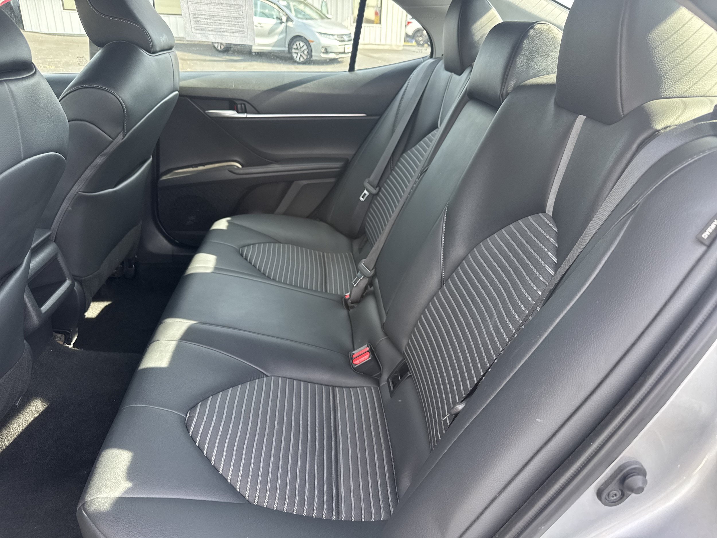 Used 2024 Toyota Camry SE FWD image 7