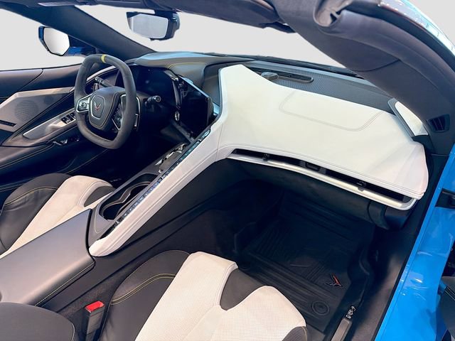 Used 2022 Chevrolet Corvette Stingray Premium Conv w/ Z51 Performance Package image 21