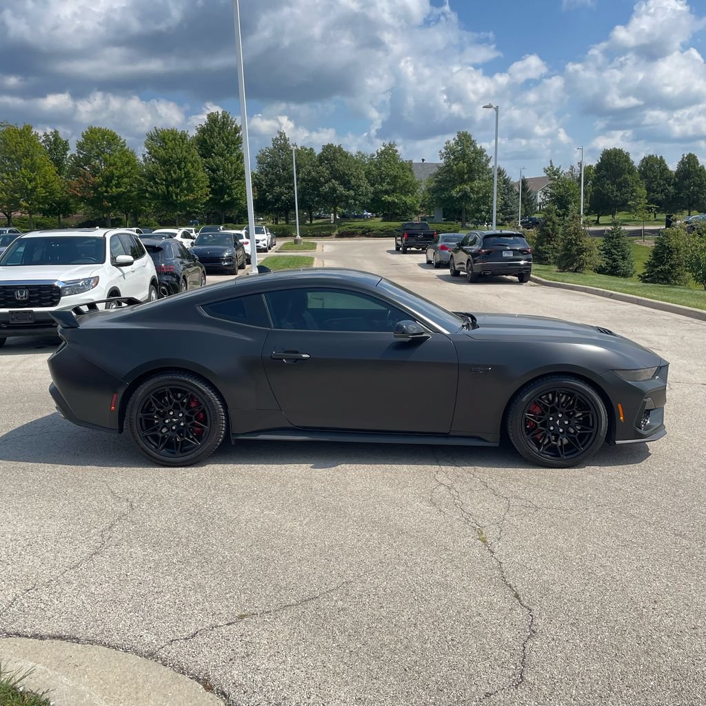 Used 2024 Ford Mustang GT Premium w/ GT Performance Package RWD image 5