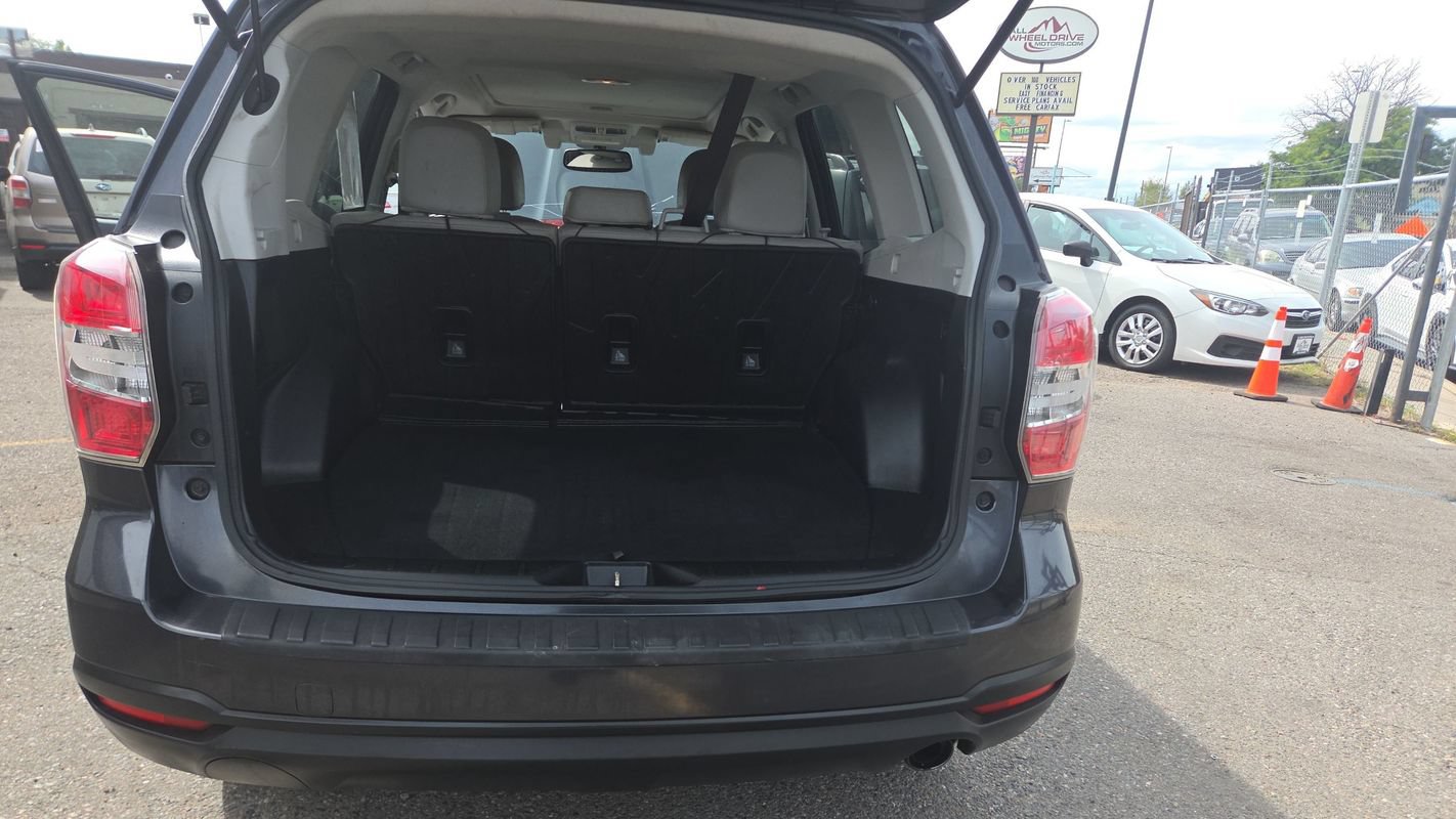 Used 2015 Subaru Forester 2.5i Touring w/ Eyesight & Navigation System AWD/4WD image 21