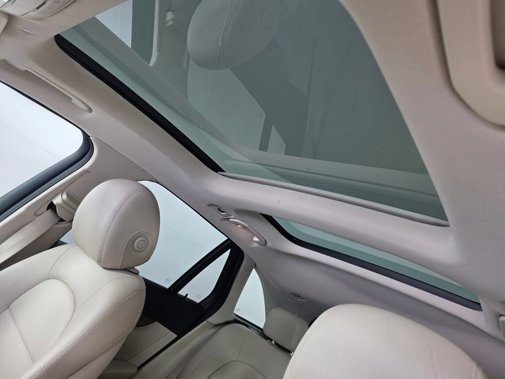 Certified 2020 Mercedes-Benz GLC 300 image 12