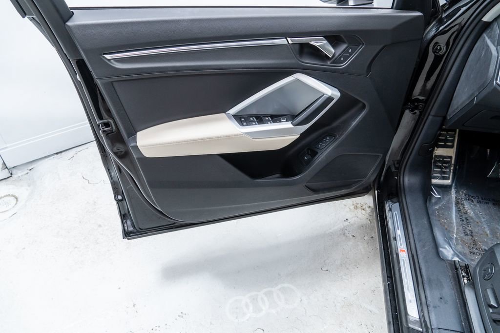 Used 2023 Audi Q3 2.0T Premium Plus w/ Premium Plus Package image 22