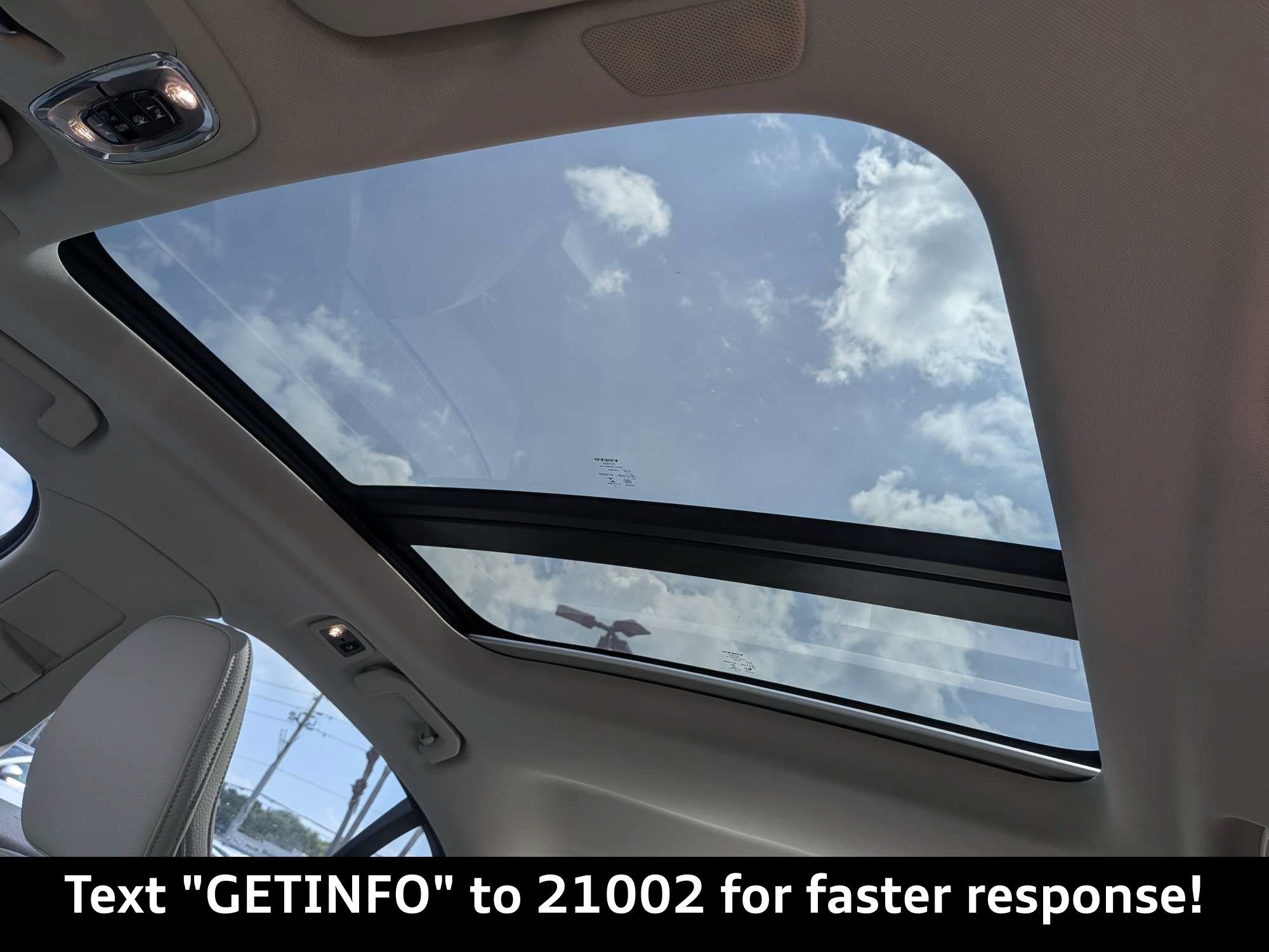 Used 2020 Volvo S60 T5 Momentum FWD image 24