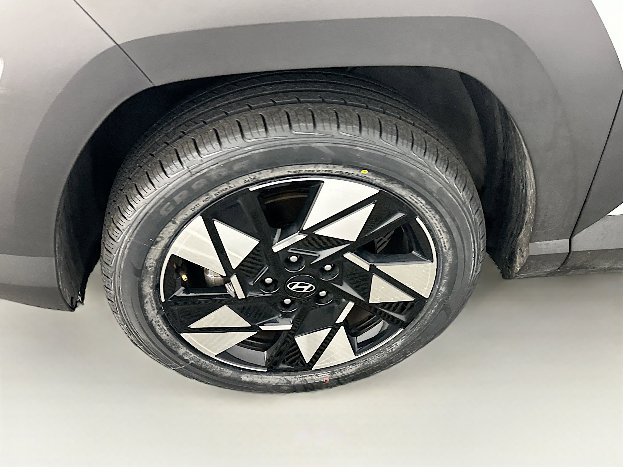 Used 2025 Hyundai Kona SEL image 11