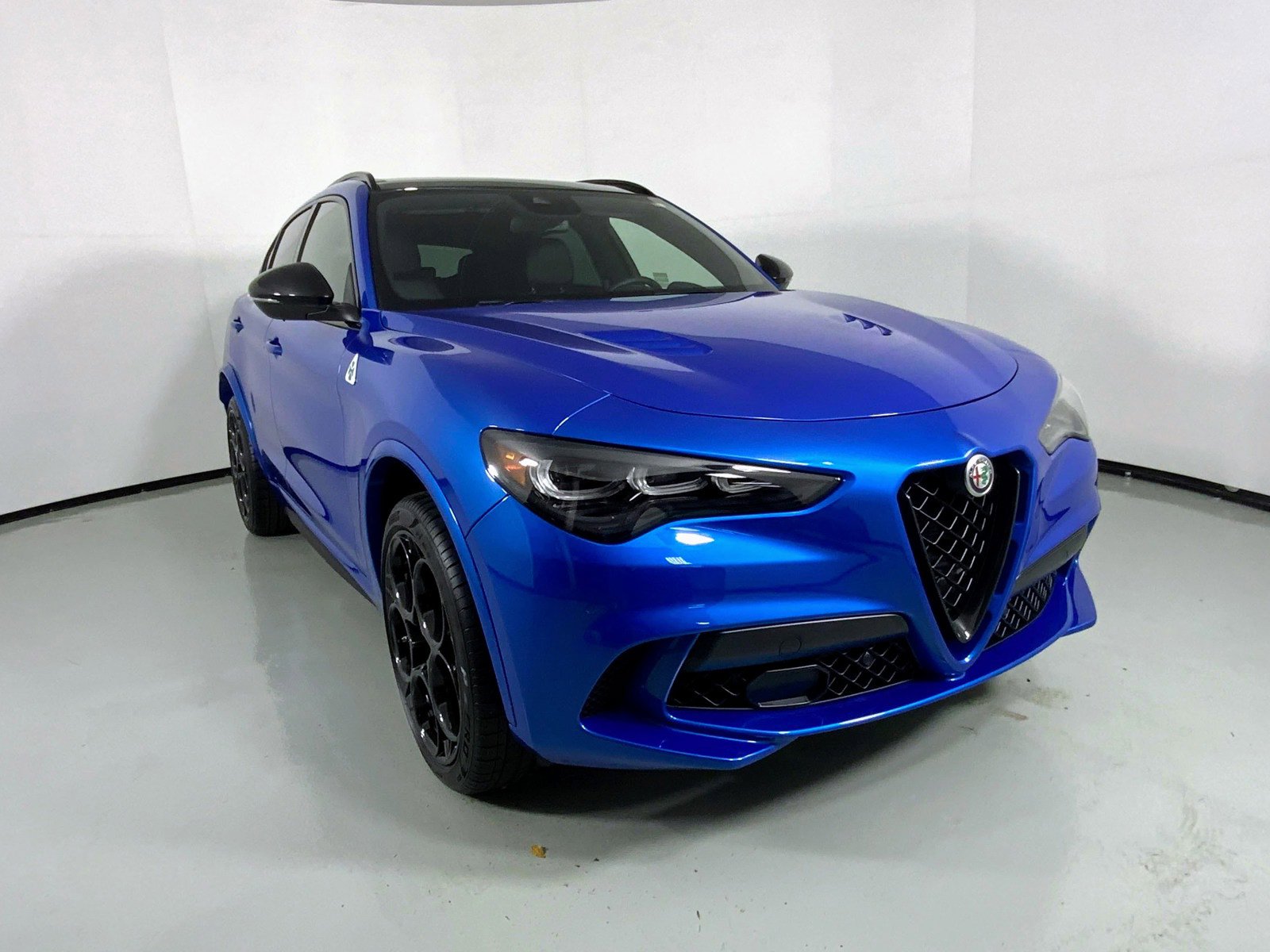 New 2024 Alfa Romeo Stelvio Quadrifoglio w/ Active Assist Plus Package image 7