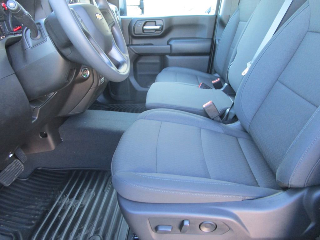 New 2026 Chevrolet Silverado 2500 Custom w/ Custom Value Package image 32